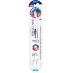 Bàn chải đánh răng SENSODYNE - Sensitivitty & Gum